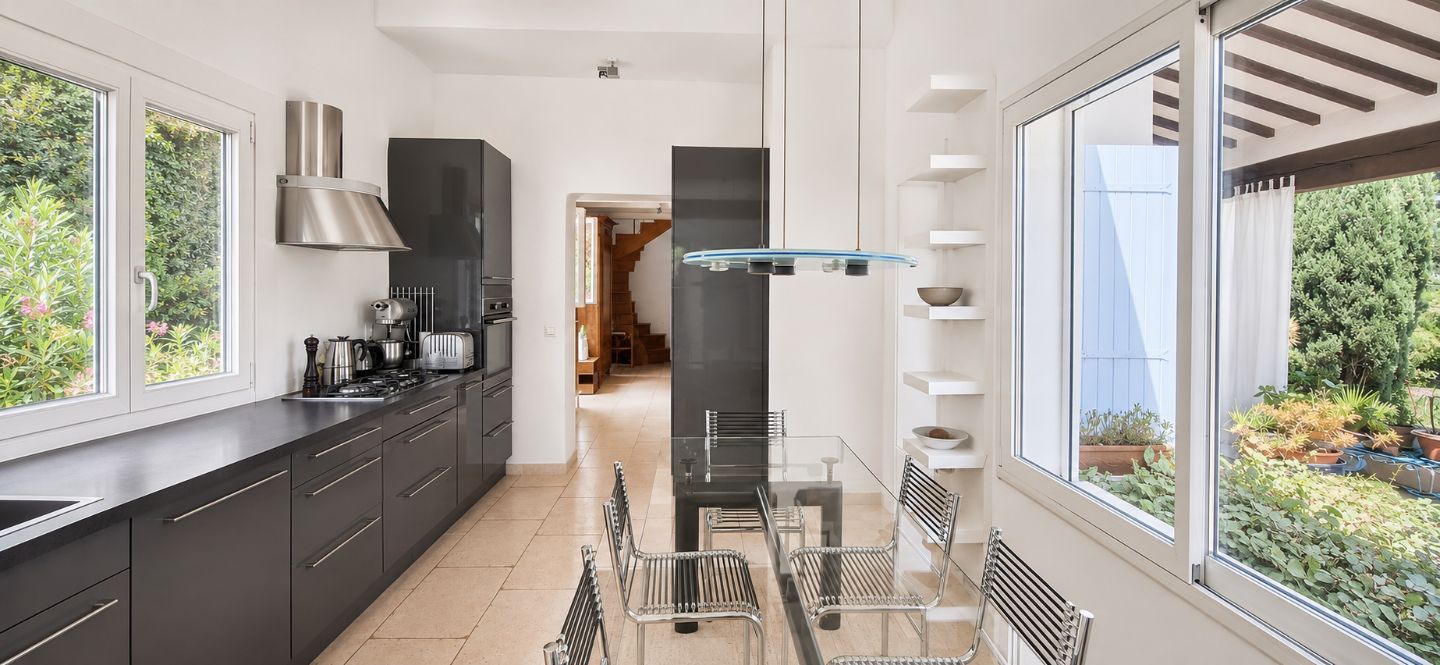 À vendre – Maison de charme à Saint-Cyr-sur-Mer.