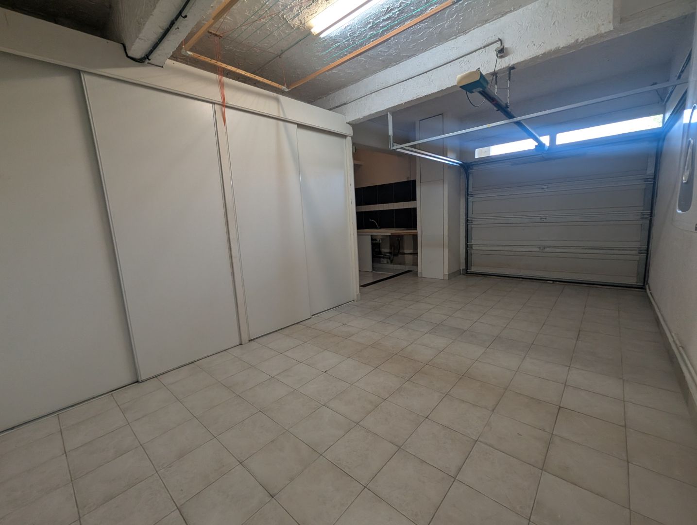 Appartement P4 3 Chambres 130m2 hab et garage 26 m2
