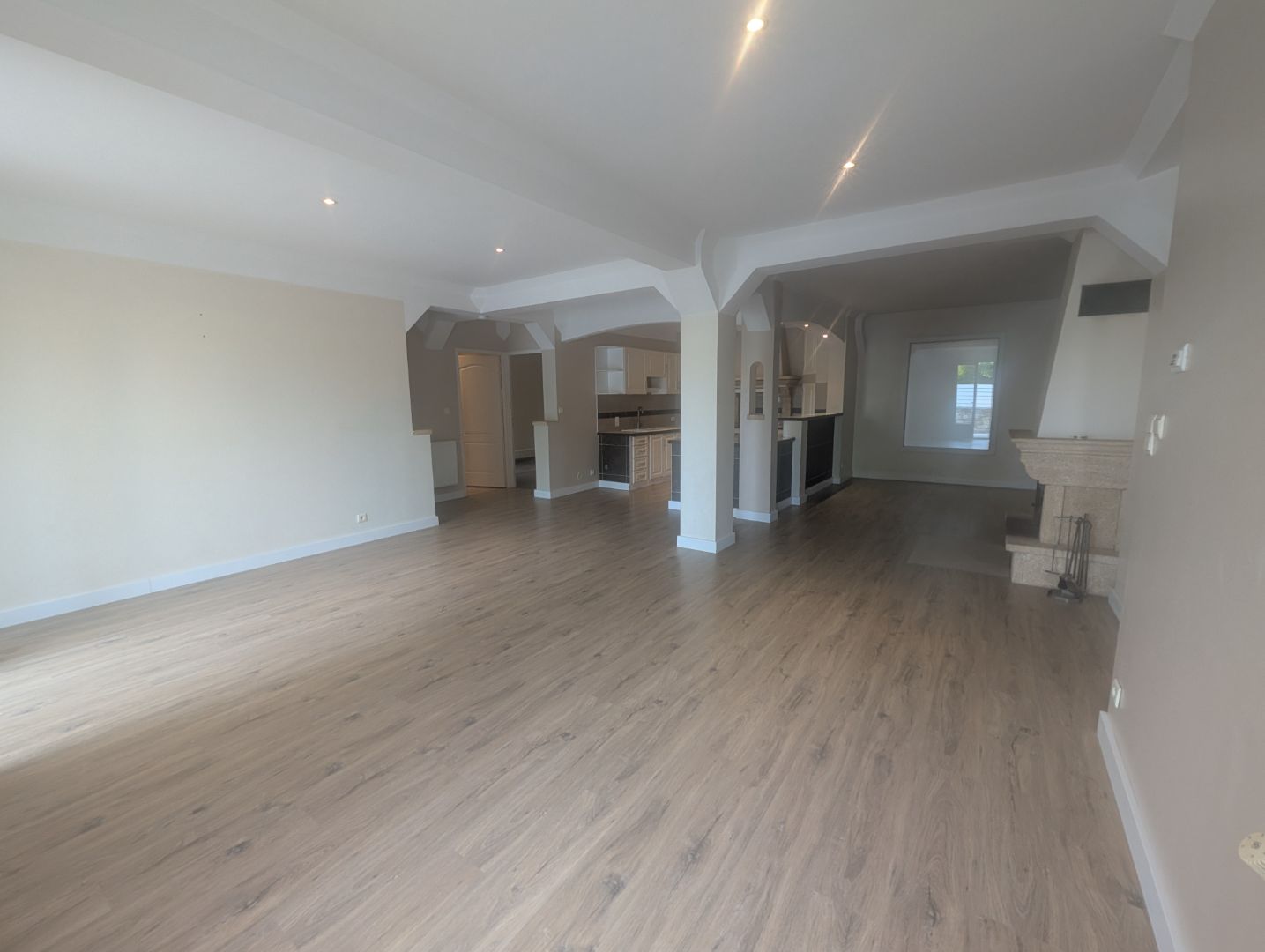 Appartement à vendre  - 4 pièce(s) - 130m2 - Mâcon (71000)