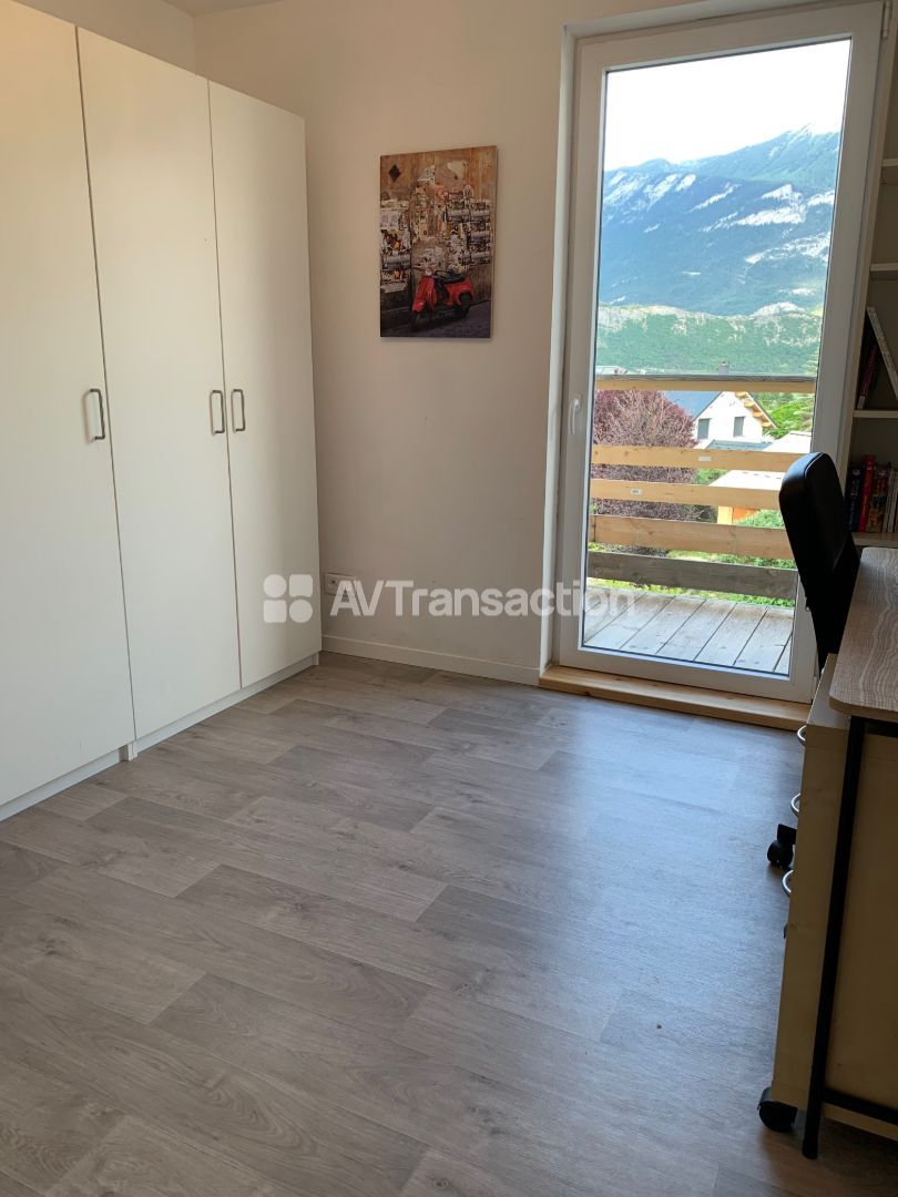 Maison en ossature bois T6, vue montagne — Châteauroux-les-Alpes