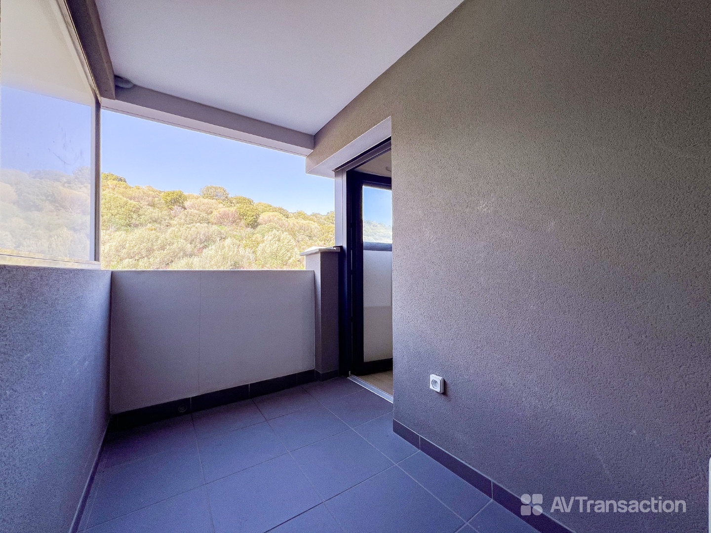 Ajaccio – Studio avec ascenseur, terrasse et parking