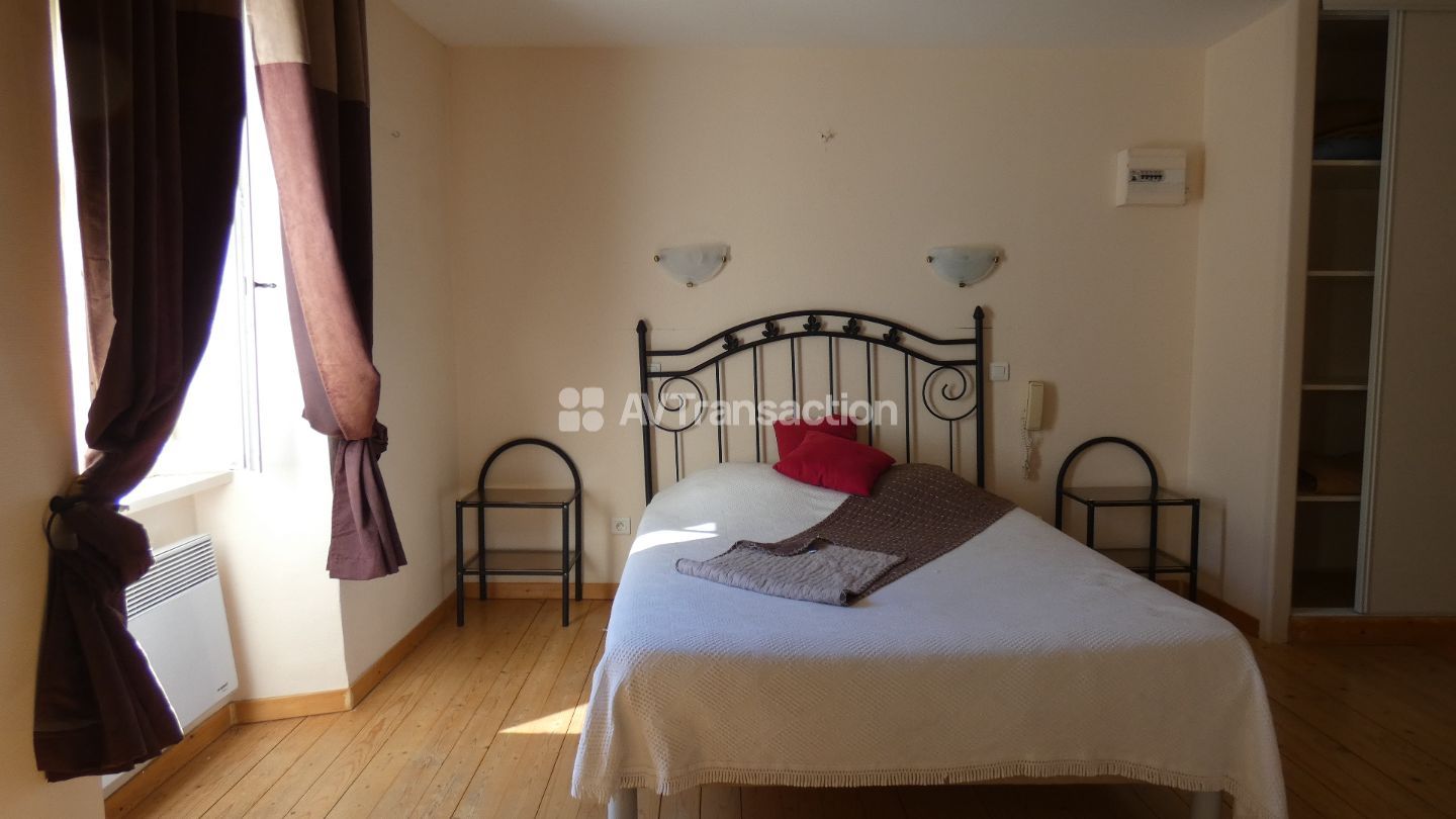 Maison de village à vendre  - 13 pièce(s) - 354.12m2 - Saint-andré-de-valborgne (30940)