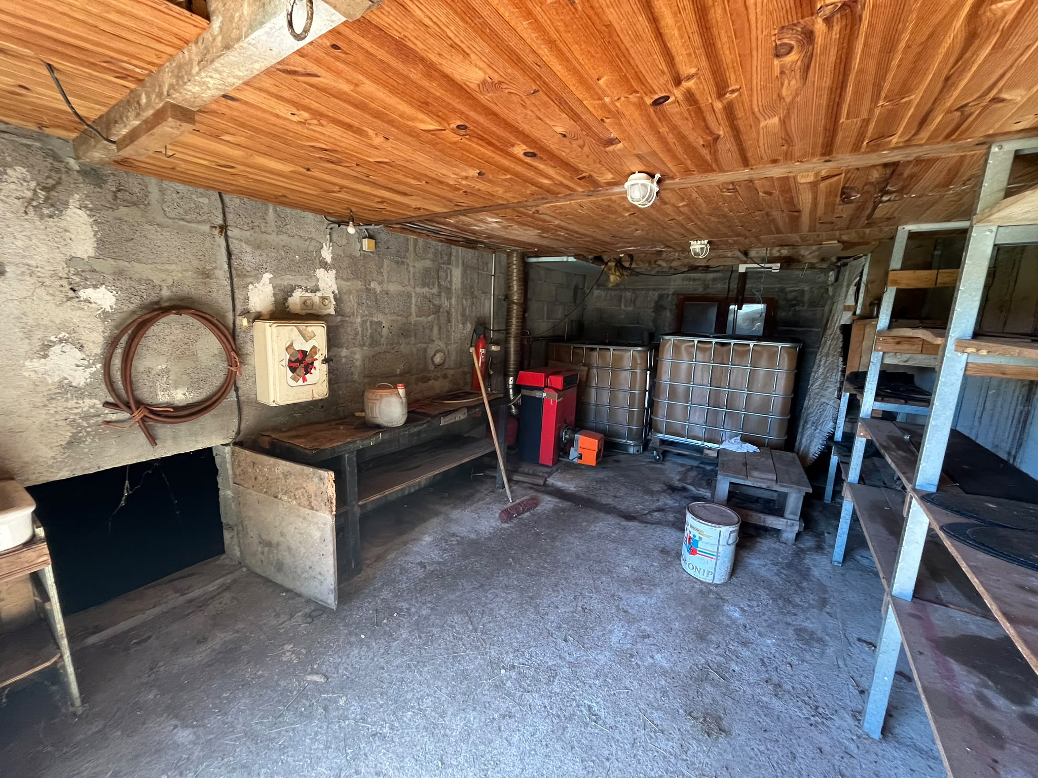 Maison à vendre  - 4 pièce(s) - 80m2 - Cussac (15430)