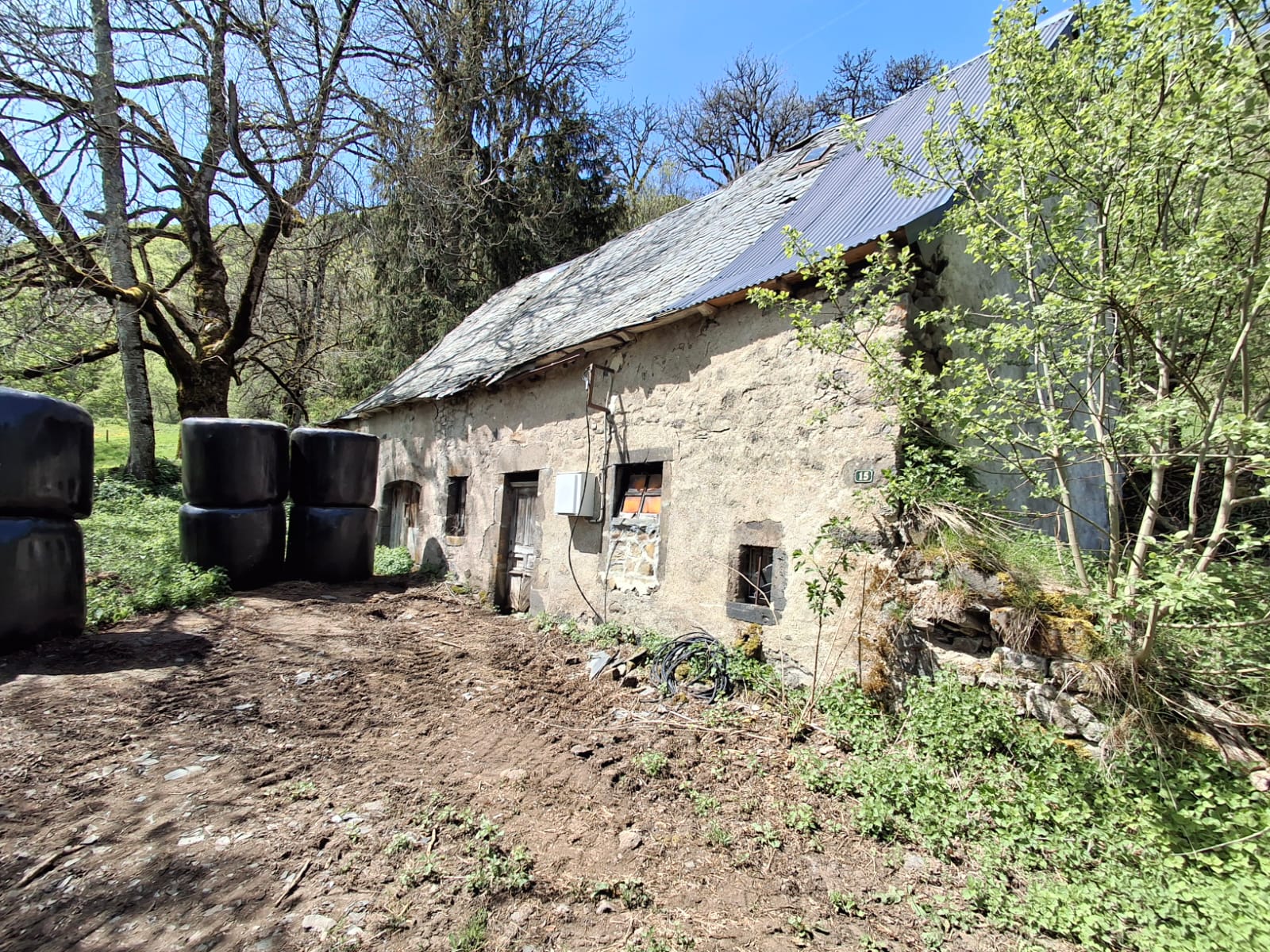 Grange à vendre  - 2 pièce(s) - 200m2 - Cheylade (15400)