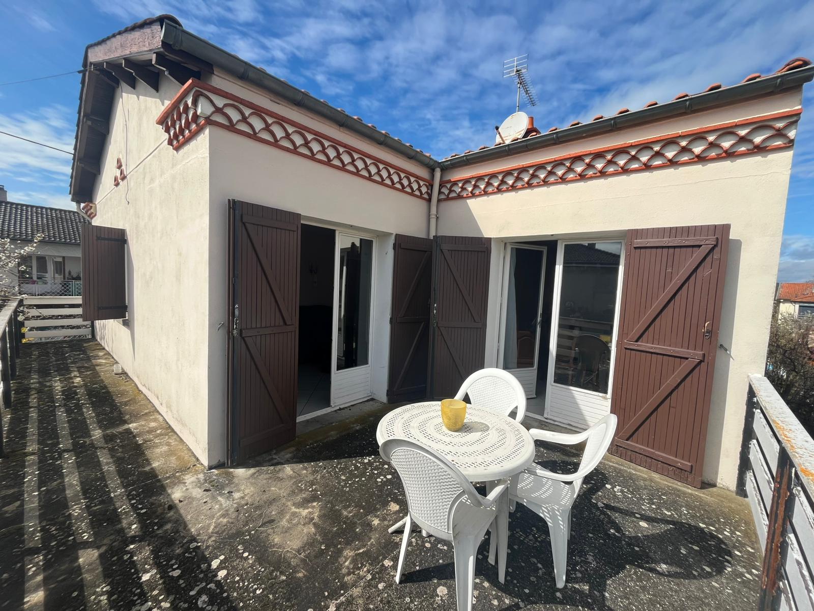 Maison à vendre  - 6 pièce(s) - 122m2 - Issoire (63500)