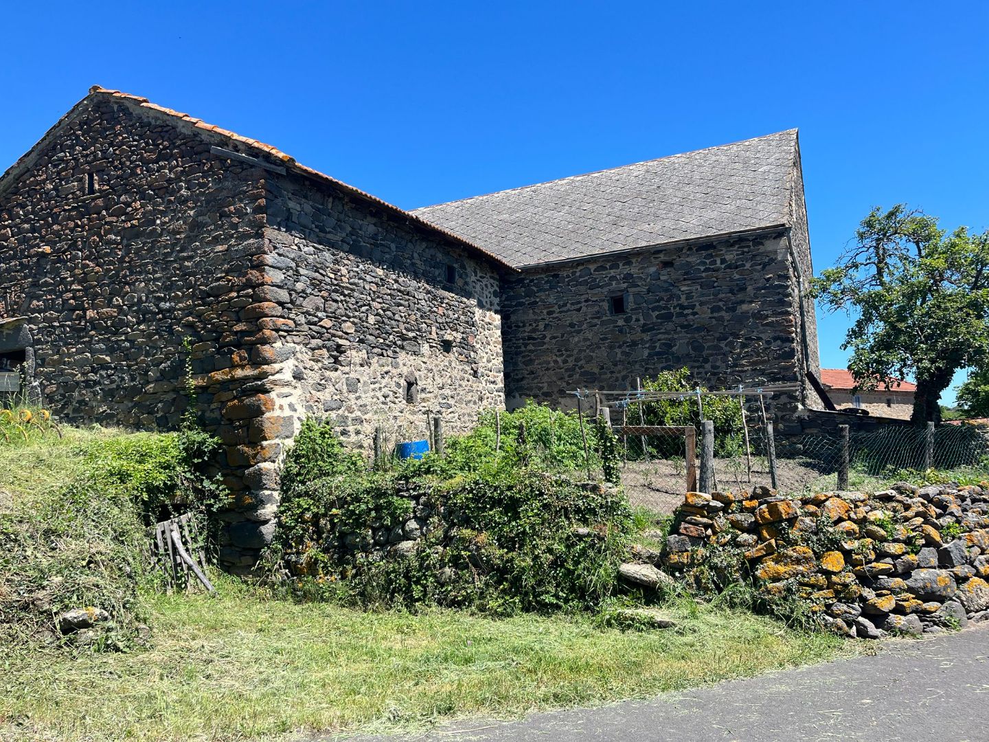 Autre - 70 m² - 2 pièces
