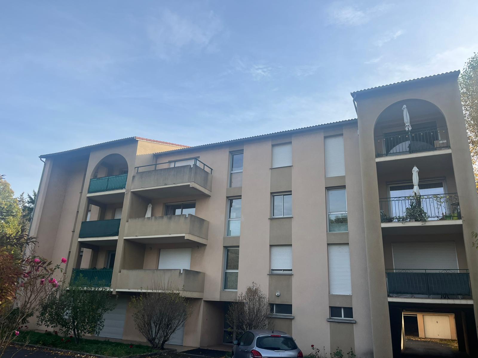 Appartement à vendre  - 3 pièce(s) - 75m2 - Massiac (15500)
