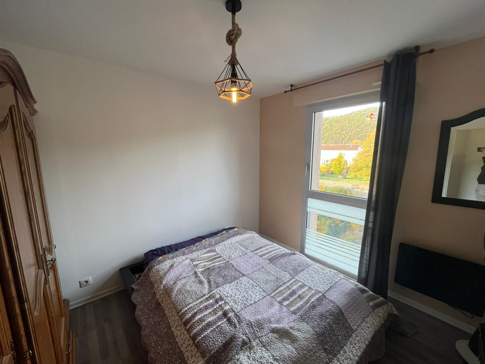 Appartement - 75 m² - 3 pièces