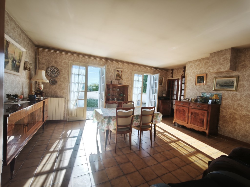 Maison à vendre  - 4 pièce(s) - 94.5m2 - Pons (17800)