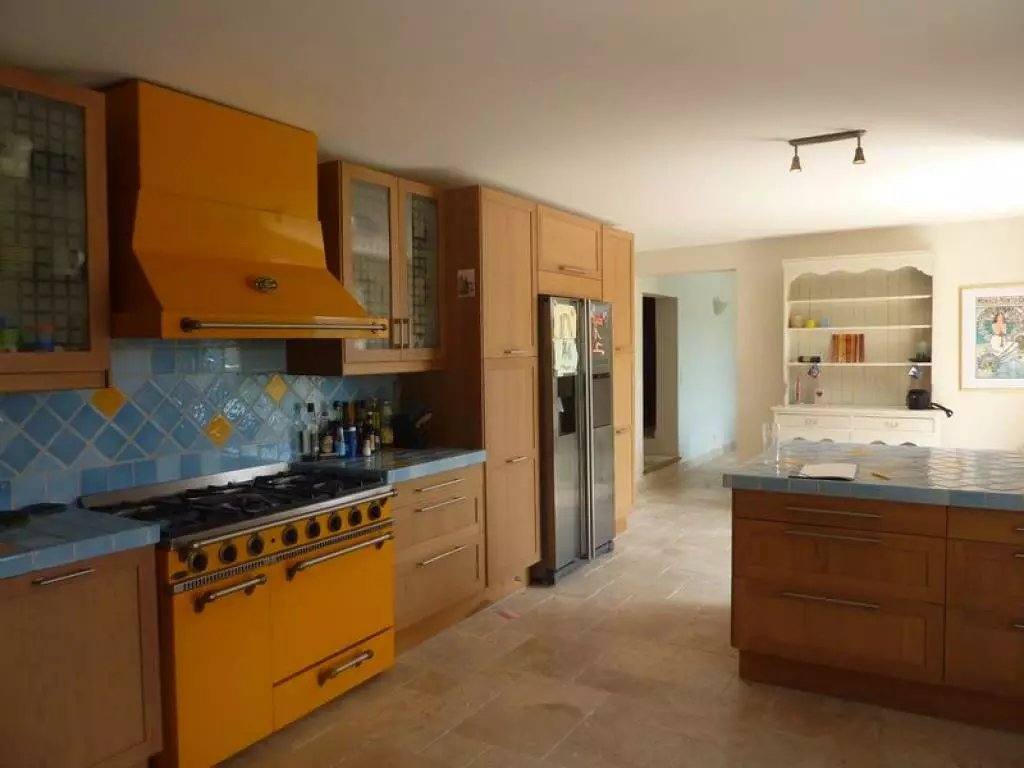 Maison à vendre  - 290m2 - Lorgues (83510)
