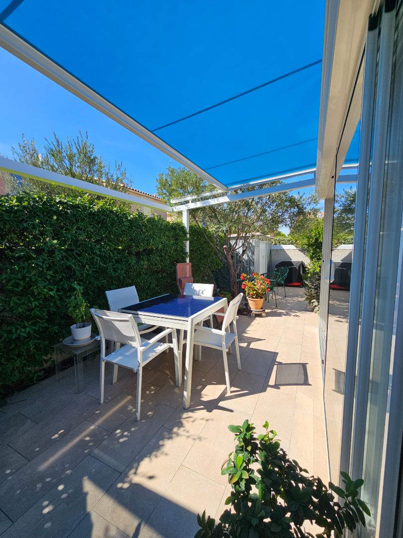 Mateille – Maison lumineuse tout confort, terrasse, parking