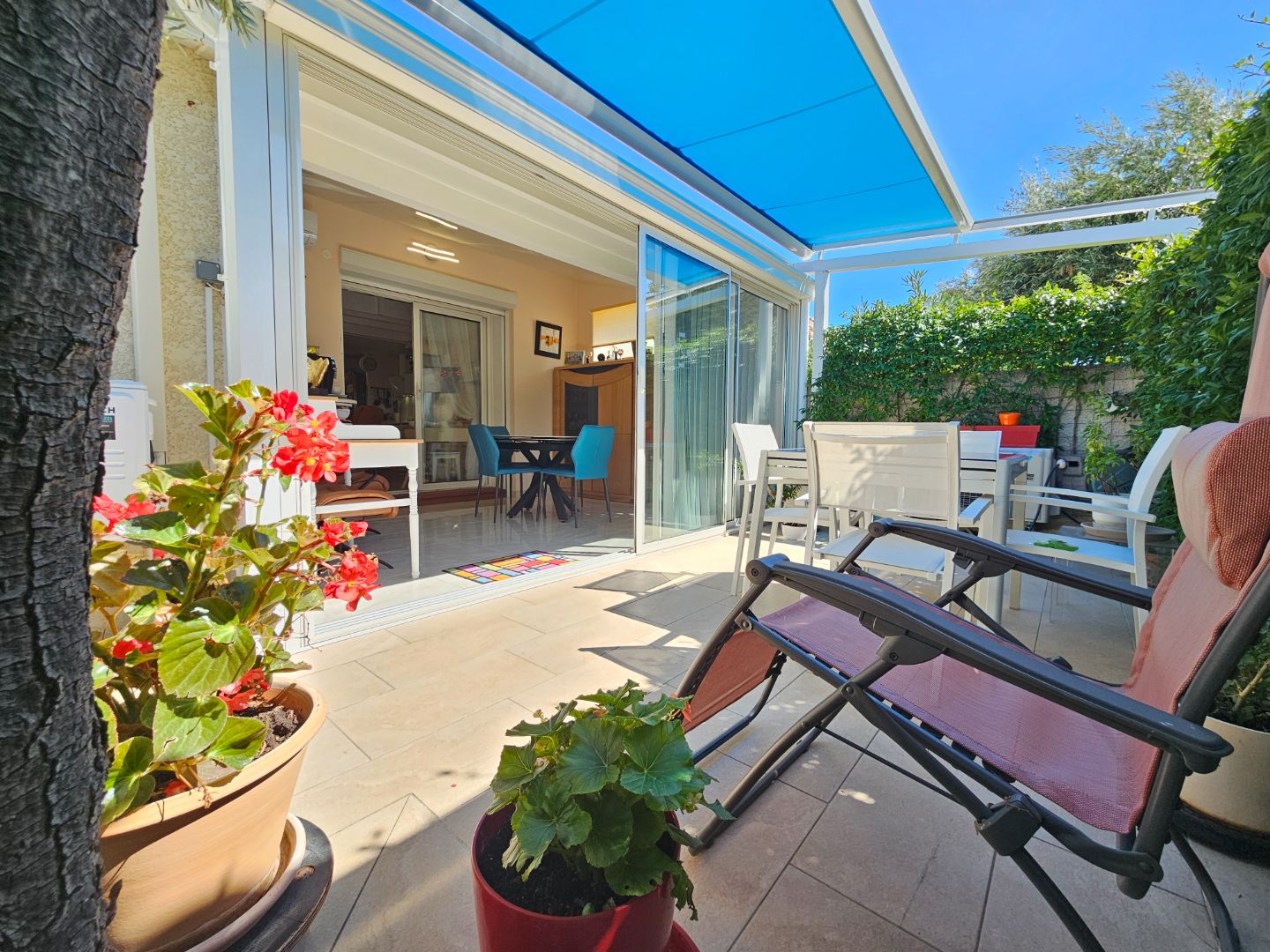 Mateille – Maison lumineuse tout confort, terrasse, parking