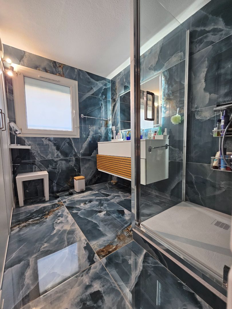Mateille – Maison lumineuse tout confort, terrasse, parking