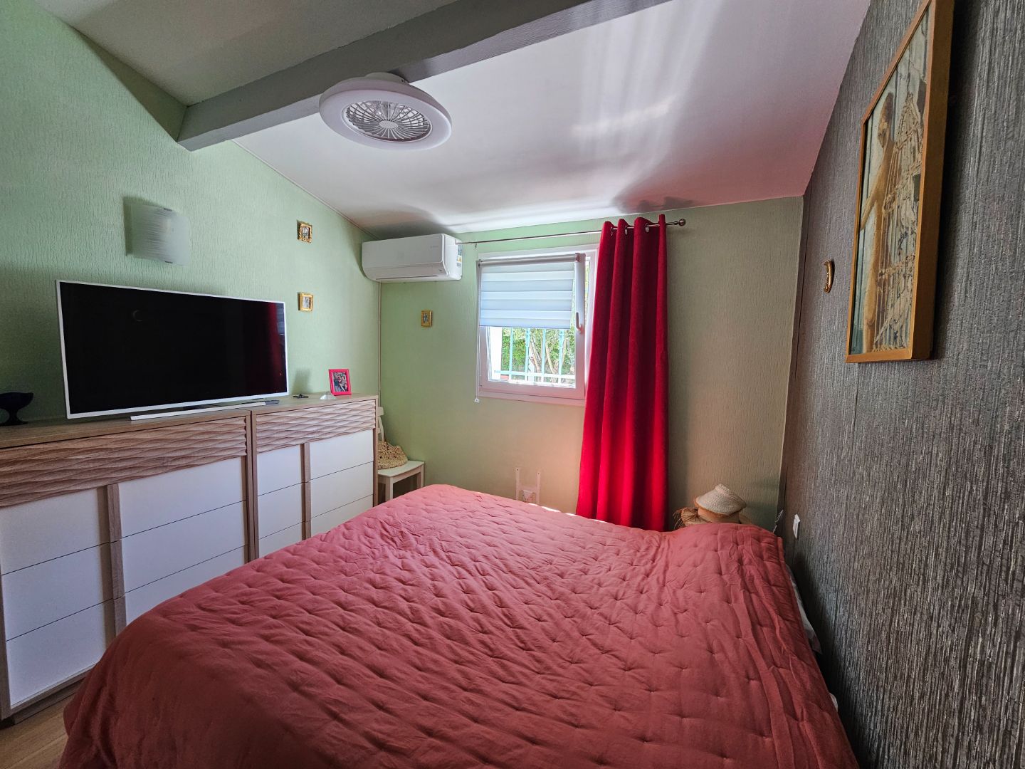 Mateille – Maison lumineuse tout confort, terrasse, parking
