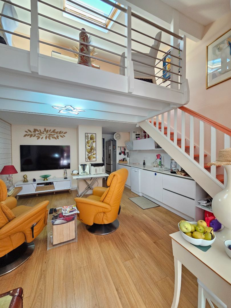 Mateille – Maison lumineuse tout confort, terrasse, parking
