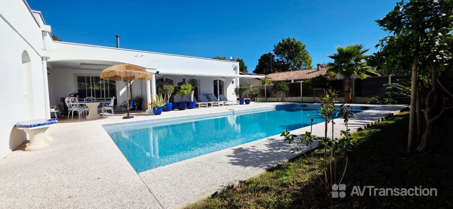 TOSSE – MAISON D’ARCHITECTE 173 M² – PISCINE – TERRAIN 900 M²
