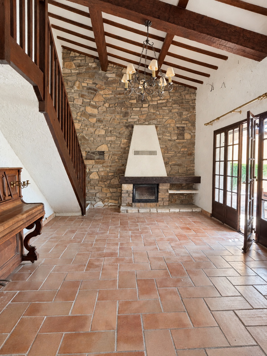 Villa à rénover sur terrain de 2360m2