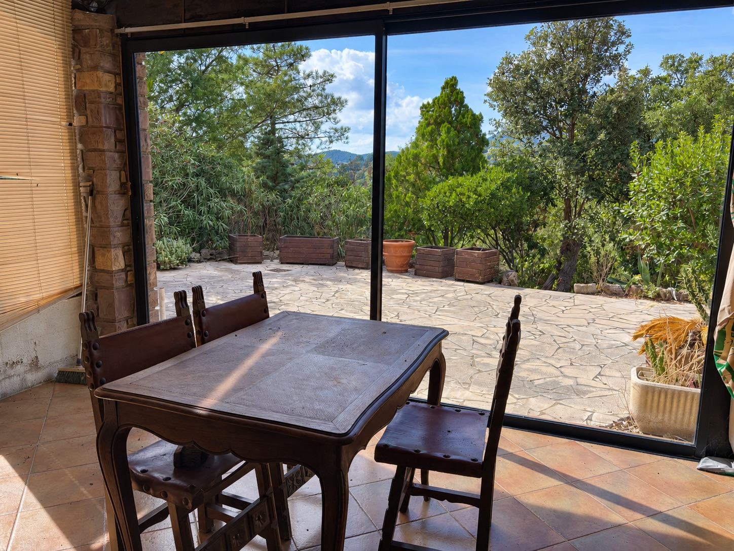 Villa à rénover sur terrain de 2360m2