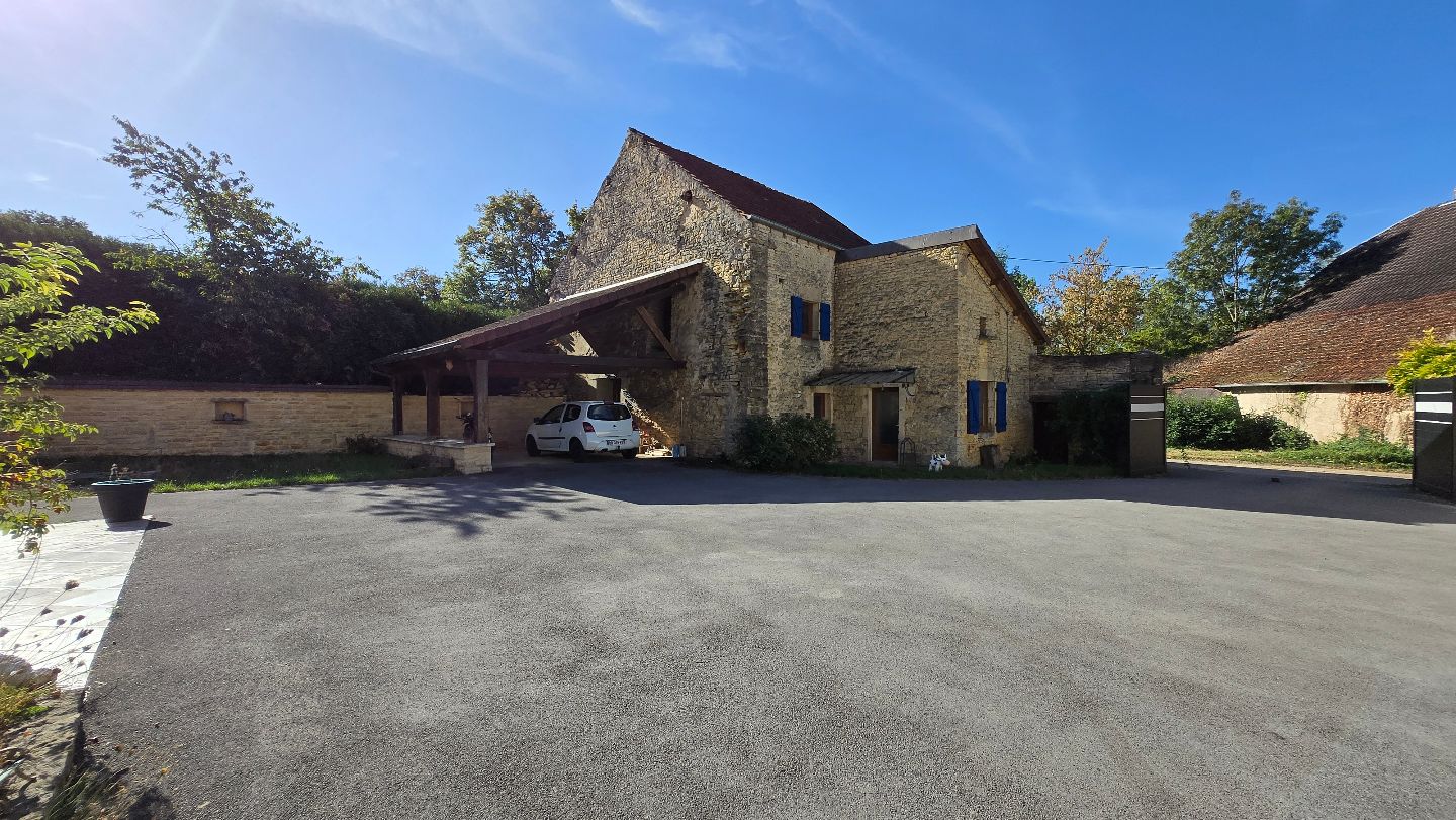 Maison à vendre  - 10 pièce(s) - 216m2 - Écuelle (70600)