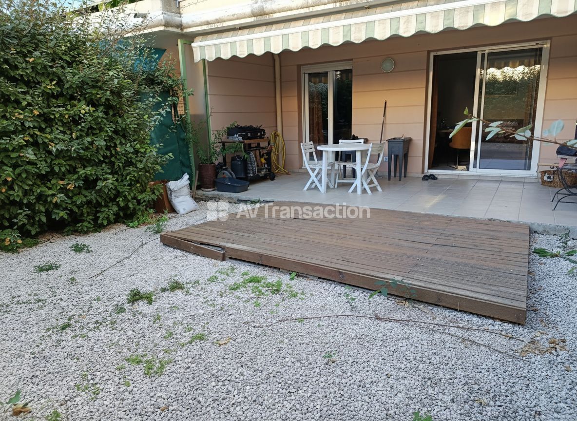 DRAGUIGNAN : Beau 2 pièces, Jardin, Parking, Cave