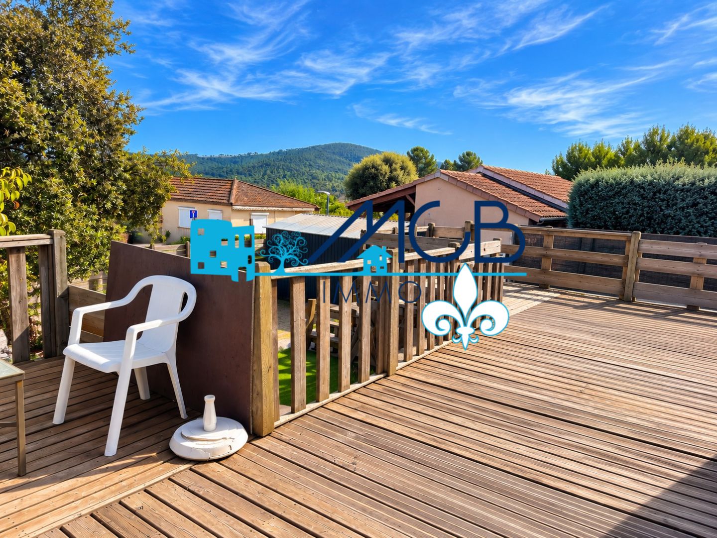 Mobil-home récent dans domaine ouvert à l'année
