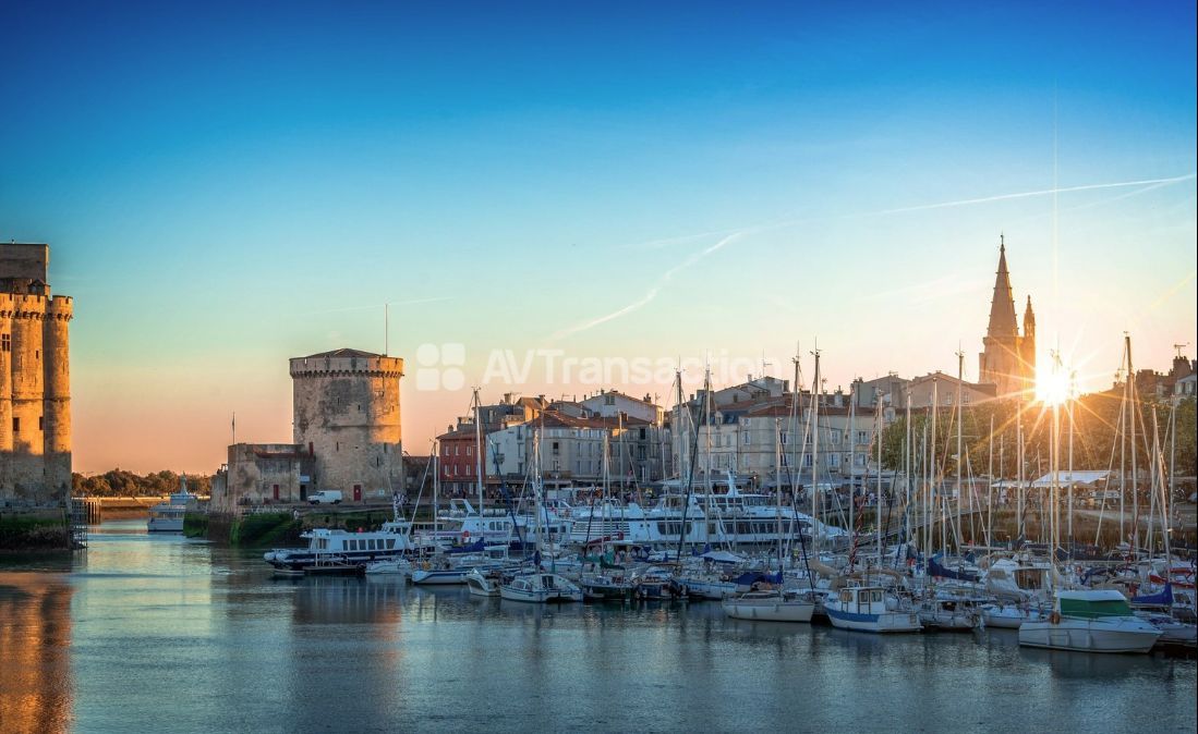 Appartement à vendre  - 5 pièce(s) - 134m2 - La Rochelle (17000)