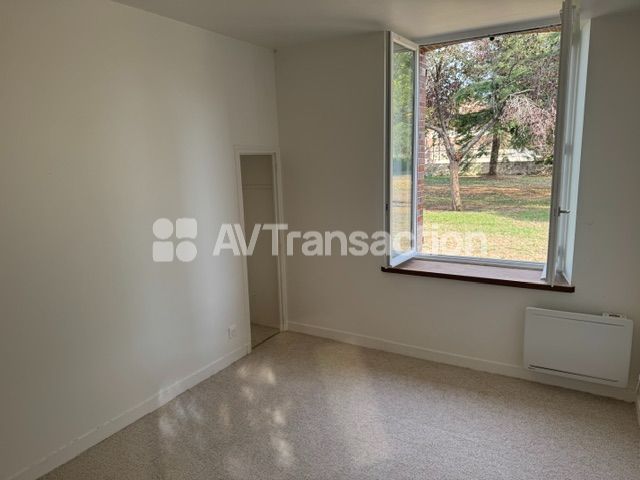 Maison à vendre  - 4 pièce(s) - 2400m2 - La Madeleine-de-nonancourt (27320)