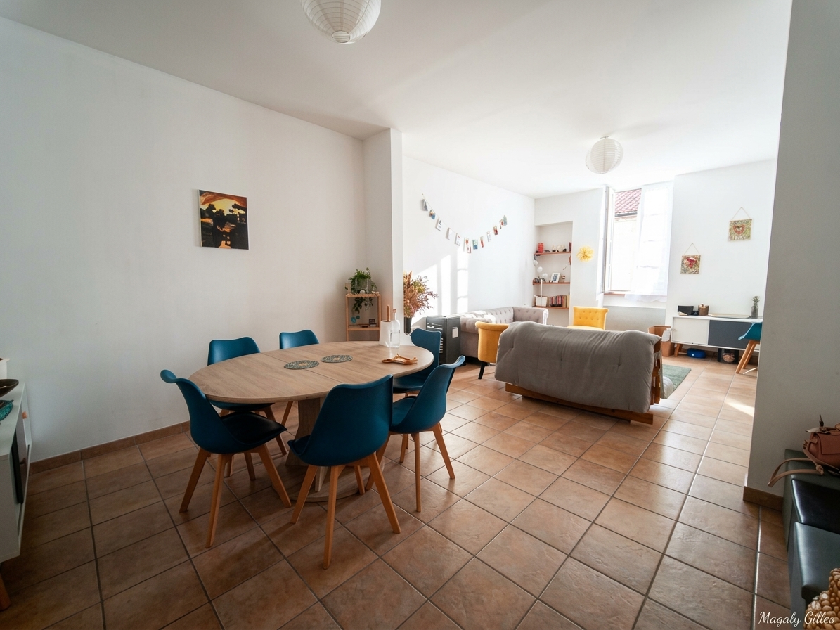 NÎMES - VAUBAN | T4 avec balcon de 6 m² – Proche Fac &amp; Centre 