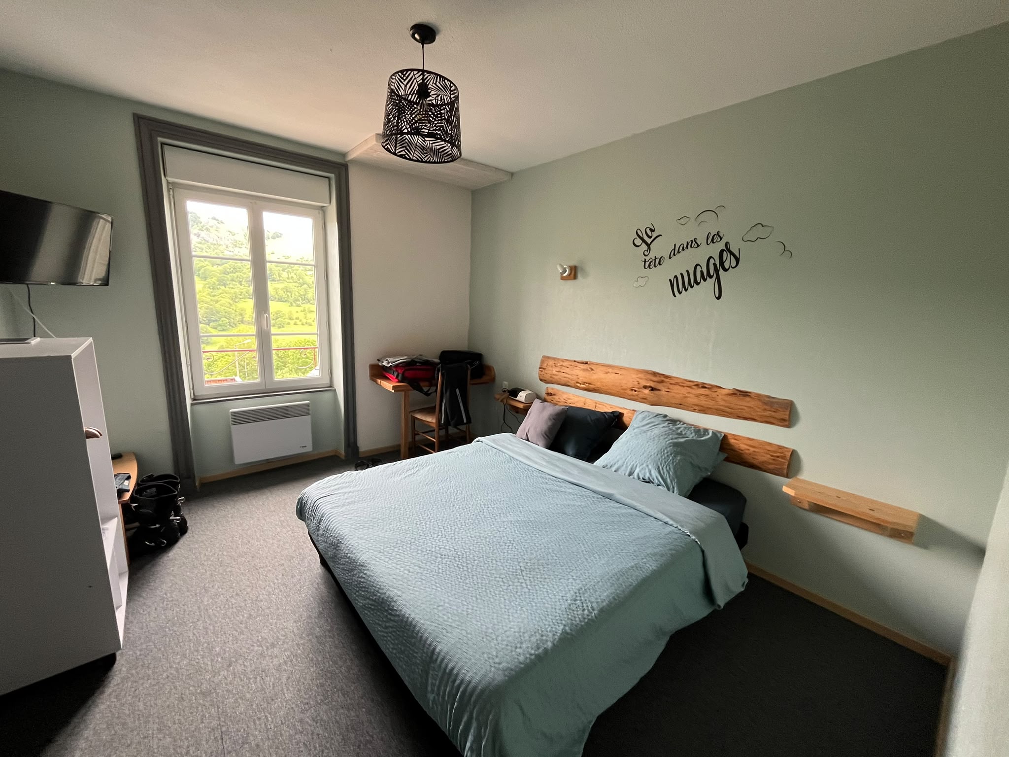 Hôtel – Restaurant à vendre au cœur des Volcans d’Auvergne