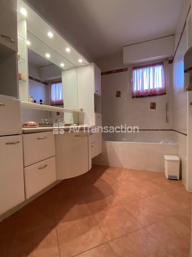 Maison à vendre  - 6 pièce(s) - 144m2 - Retonfey (57645)