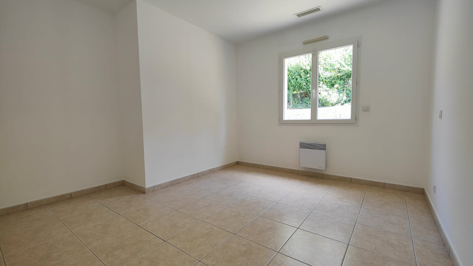 Exclusivité : Montmirat Maison plain-pied 130m2 4 chambres 