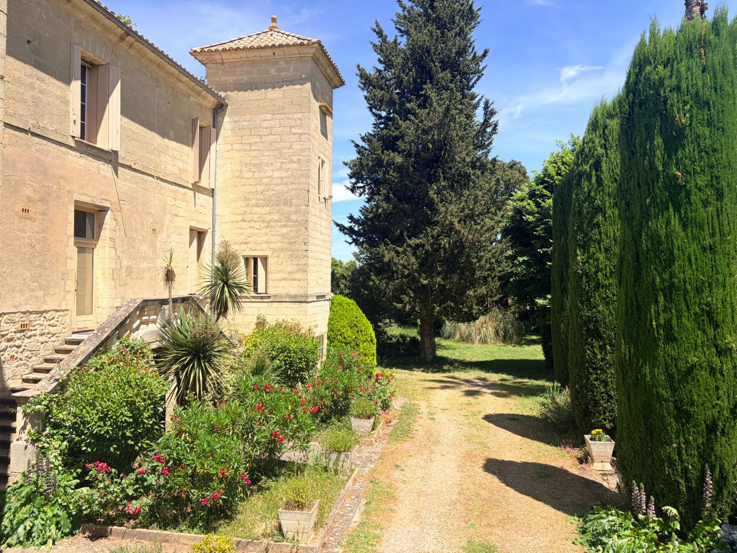Exclusivité : Château historique à Uzès de plus de 900m2