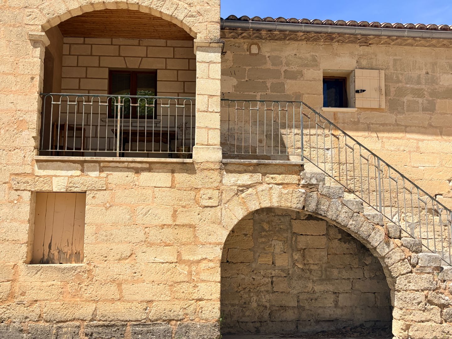 Exclusivité : Château historique à Uzès de plus de 900m2