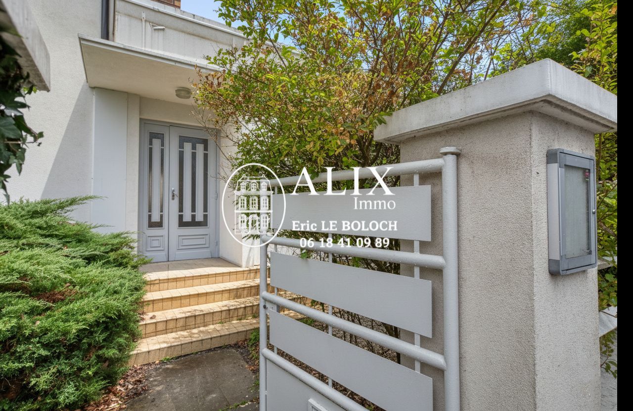 Locaux professionnels pouvant être un bel appartement