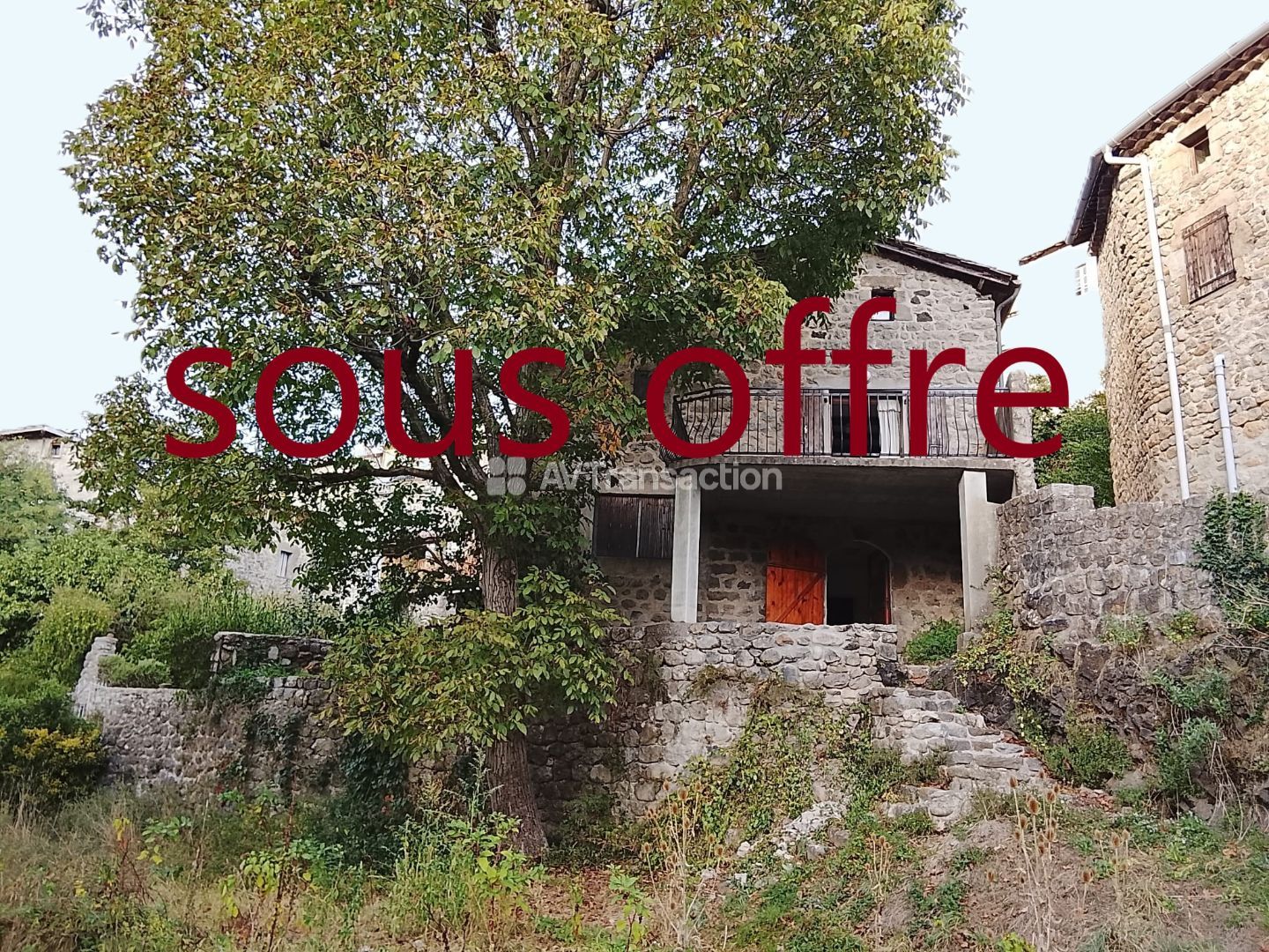 Centre village, 4 chambres, terrasse, espace jardin