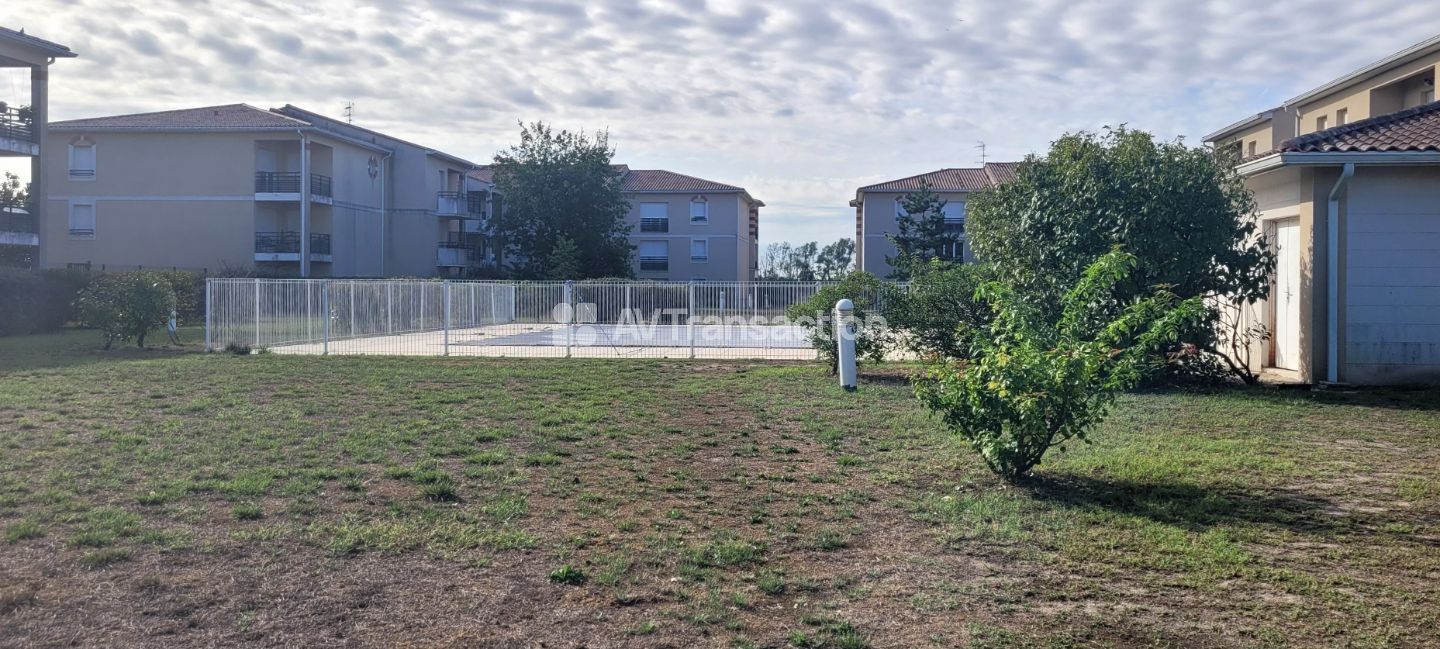 33290 - PAREMPUYRE - APPARTEMENT T2 40M² - RESIDENCE LA ROSERAIE