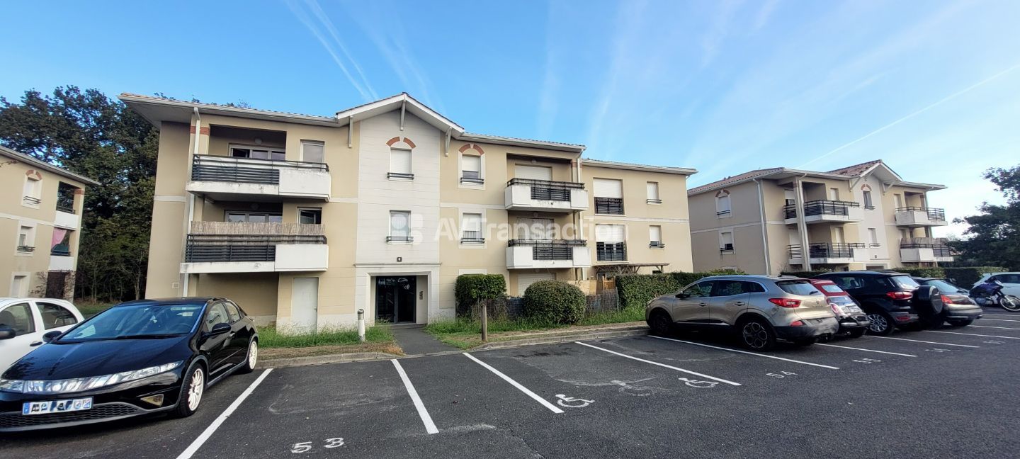 33290 - PAREMPUYRE - APPARTEMENT T2 40M² - RESIDENCE LA ROSERAIE