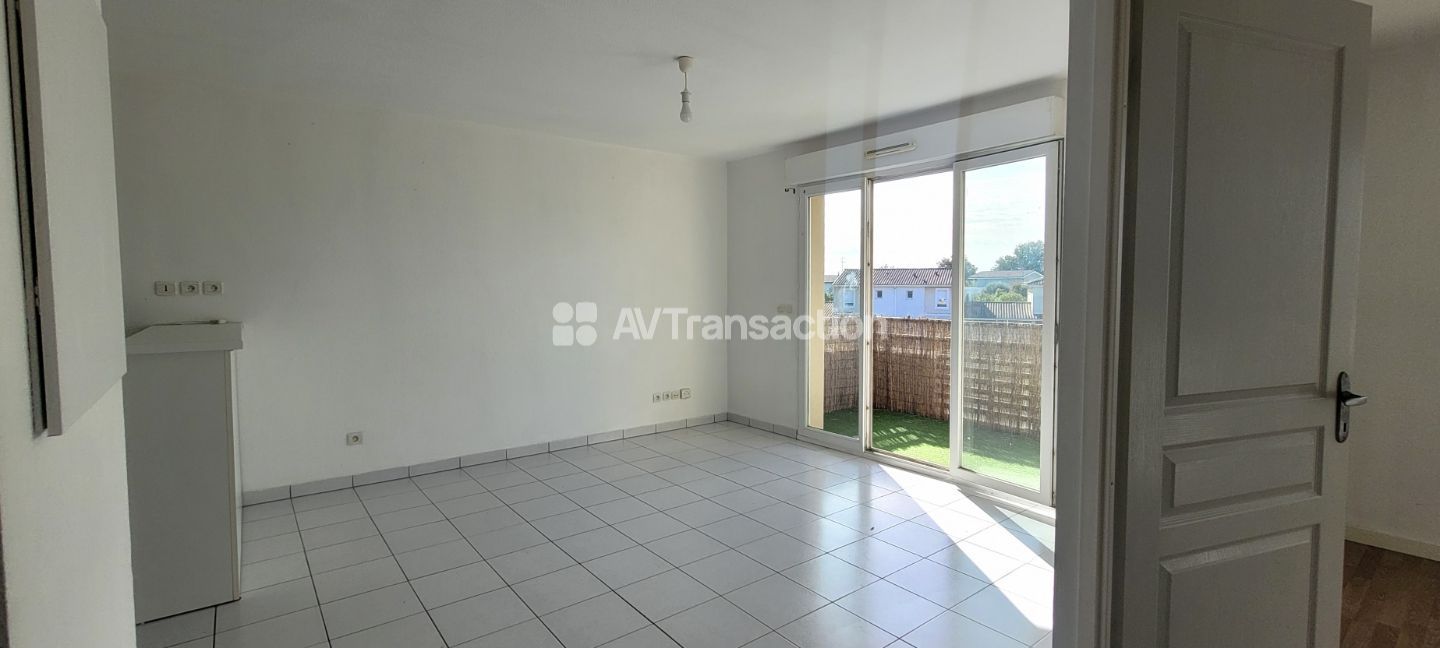 Immeuble à vendre  - 2 pièce(s) - 40.14m2 - Parempuyre (33290)
