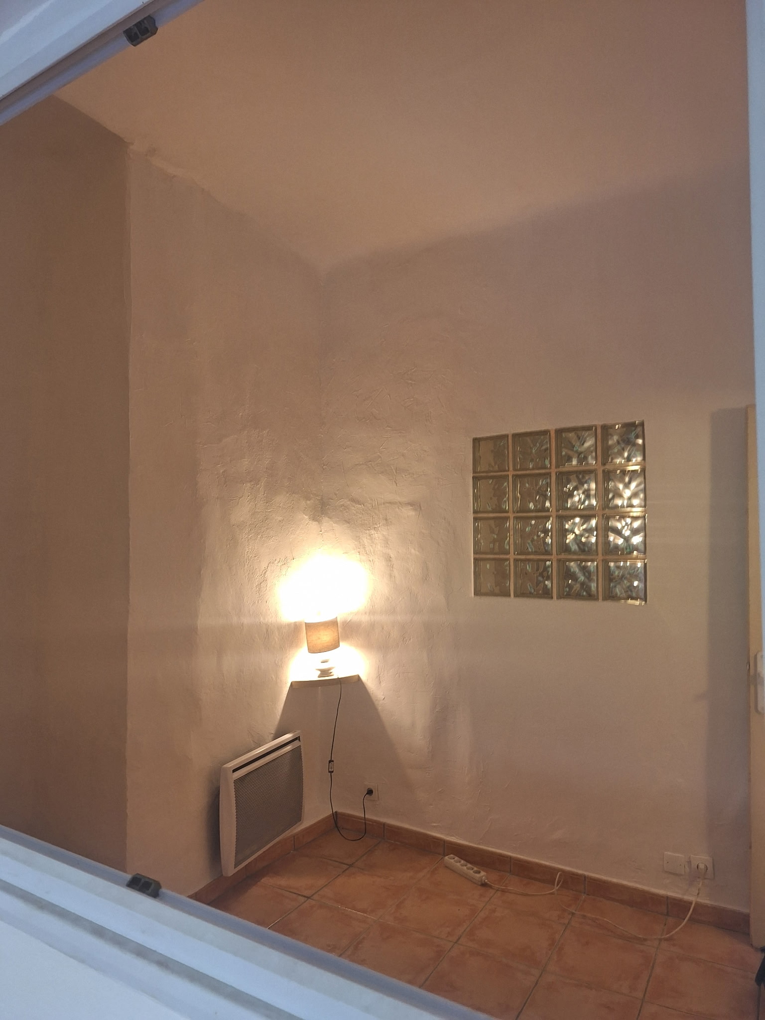 Bel appartement du type F1 Bis - F2 