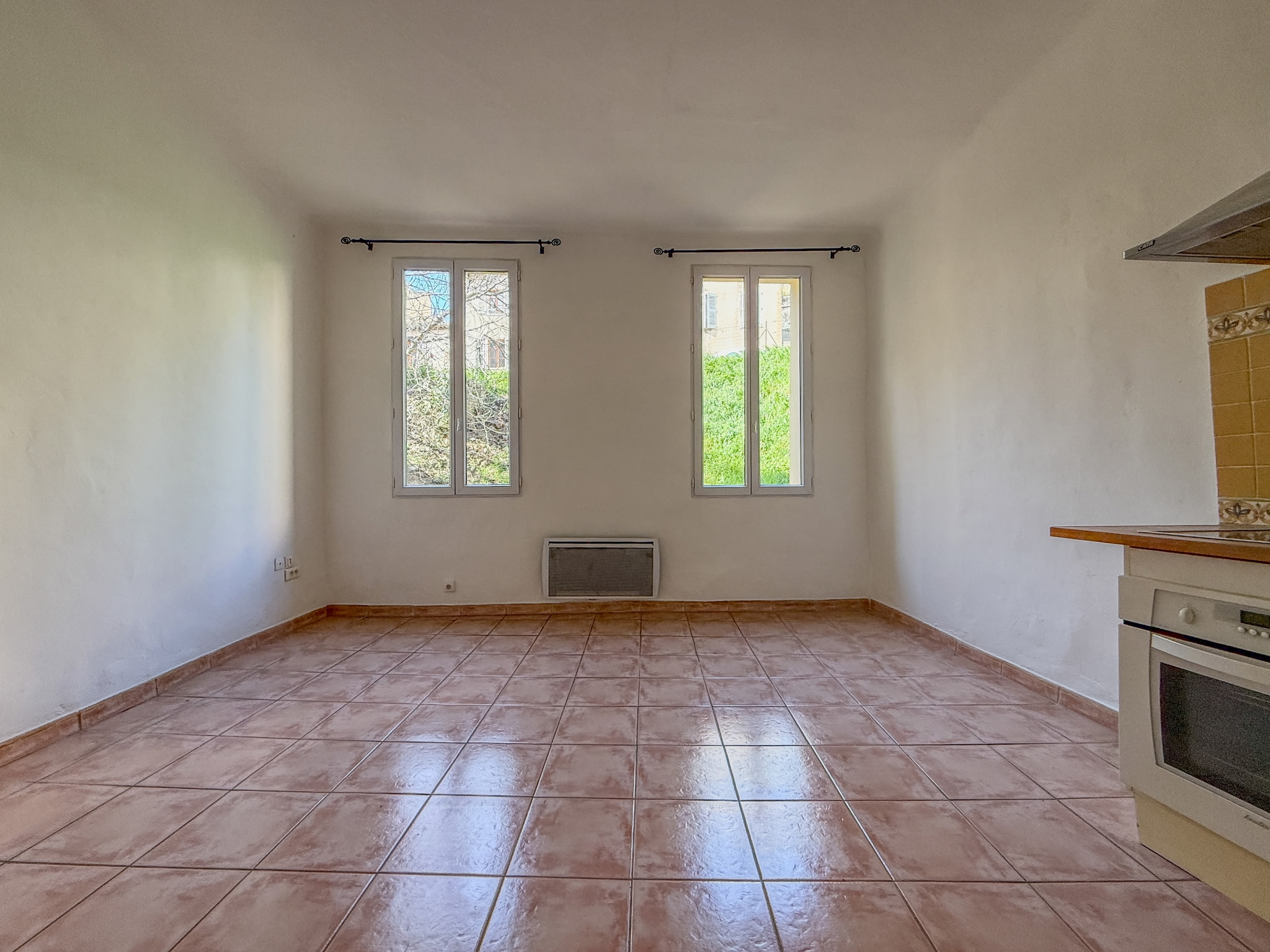 Bel appartement du type F1 Bis - F2 