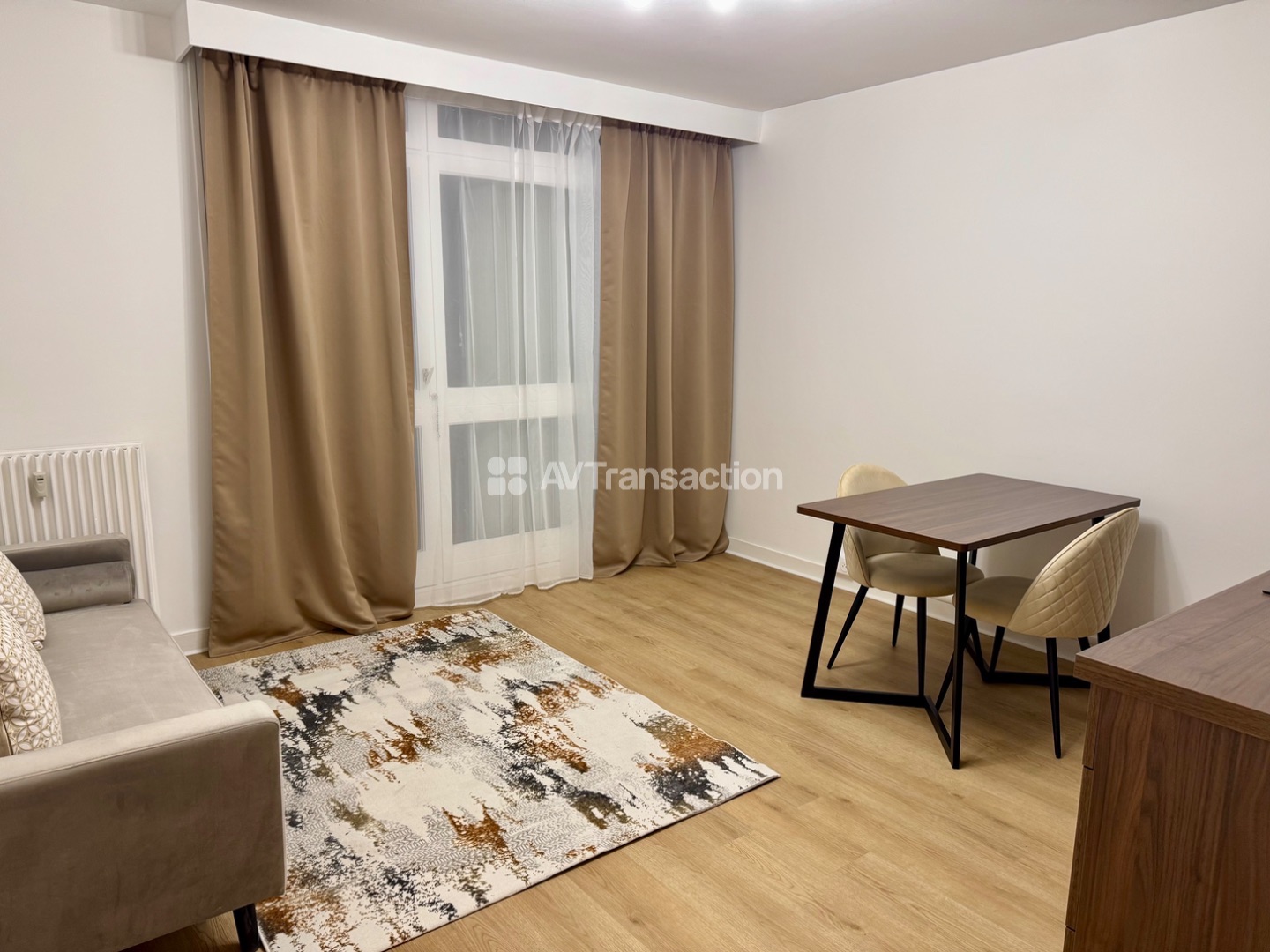 Agréable appartement rénové, résidence calme et recherchée