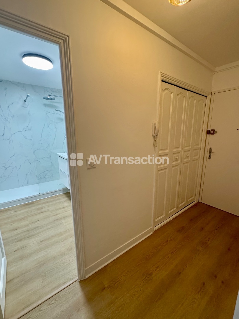 Agréable appartement rénové, résidence calme et recherchée