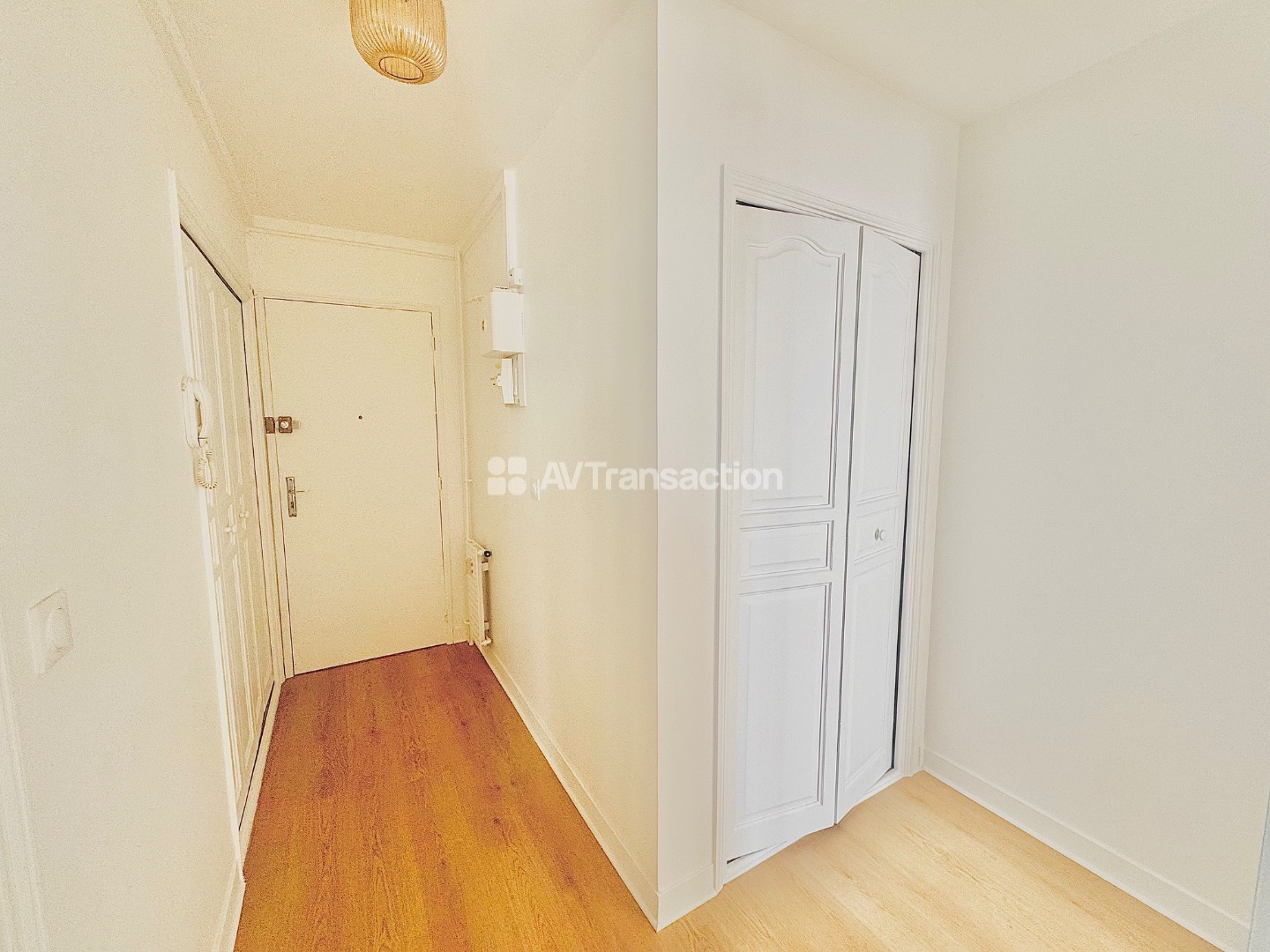 Agréable appartement rénové, résidence calme et recherchée