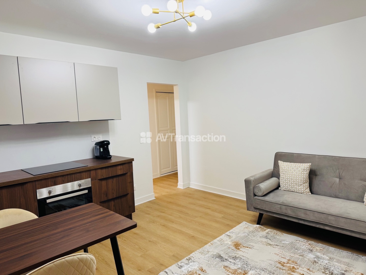 Agréable appartement rénové, résidence calme et recherchée