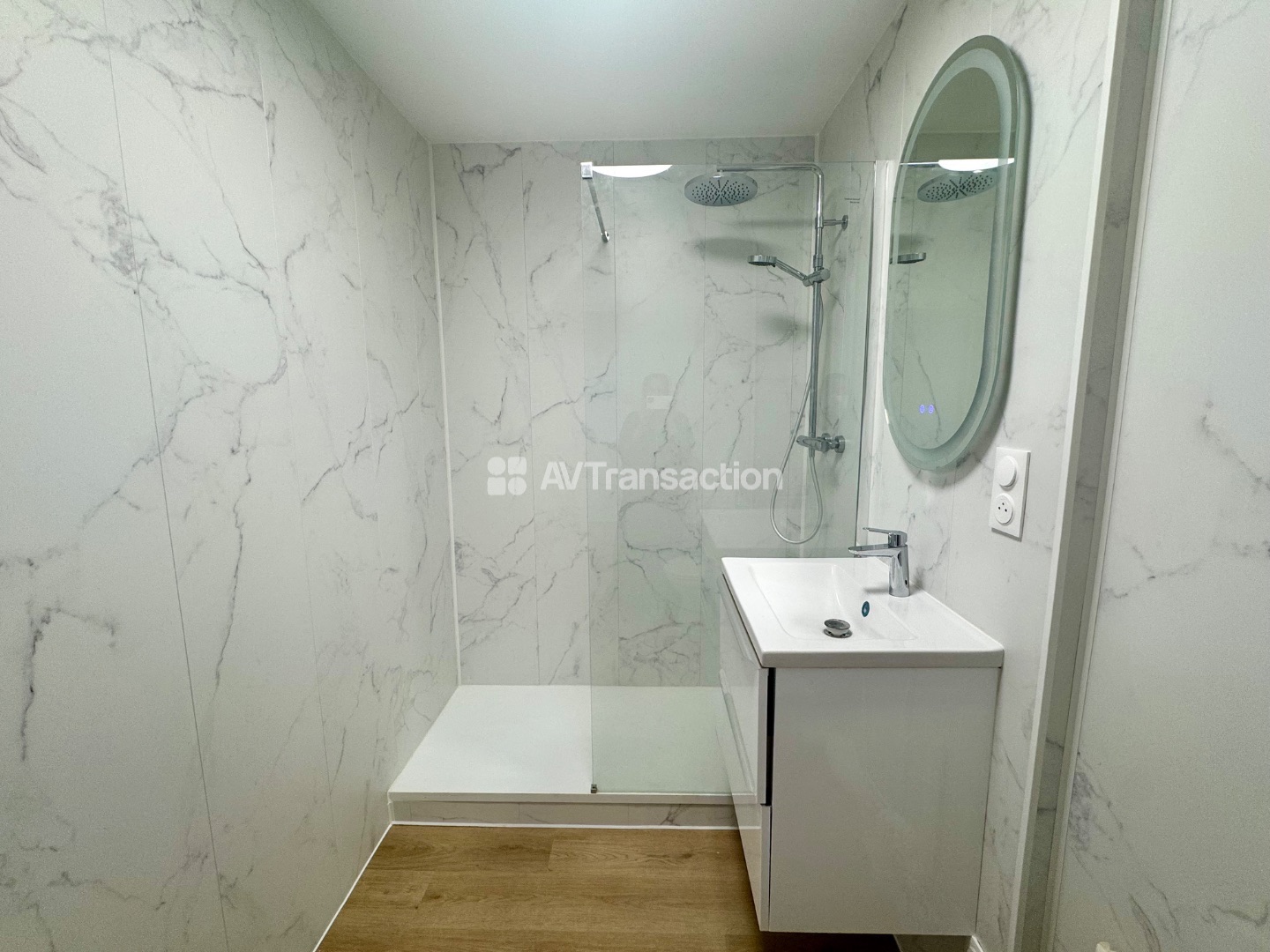 Agréable appartement rénové, résidence calme et recherchée