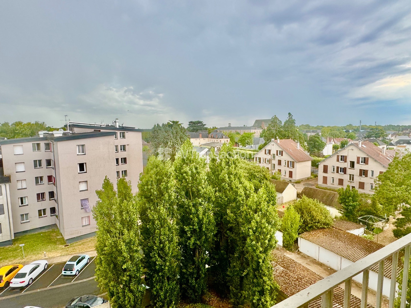 Agréable appartement rénové, résidence calme et recherchée
