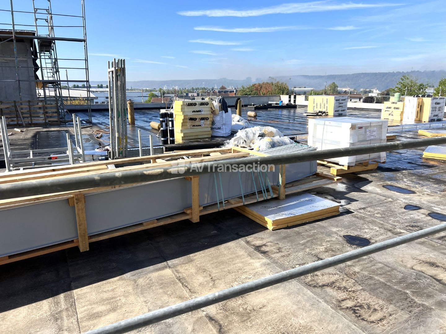 A  Vendre , Rouen ( 76100 ) , Bureaux ( immeuble neuf )  8750 m2