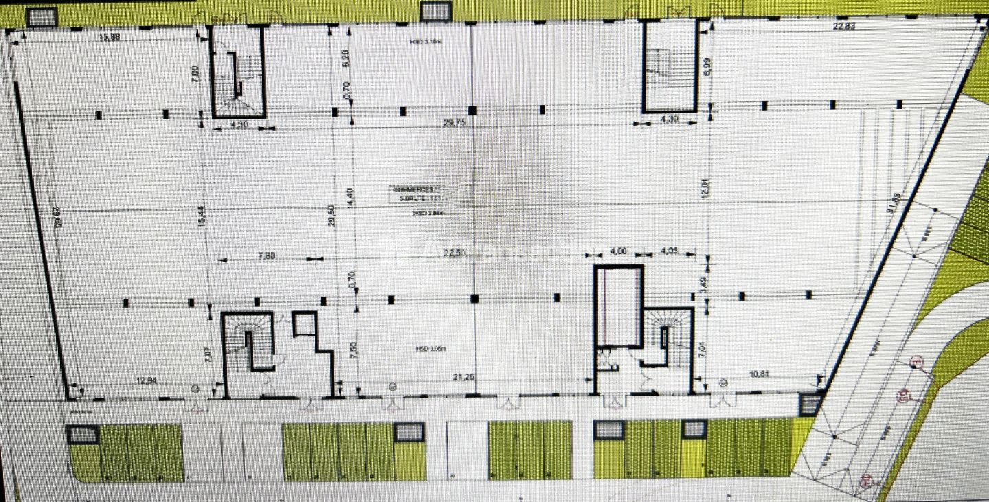 A  Vendre , Rouen ( 76100 ) , Bureaux ( immeuble neuf )  8750 m2