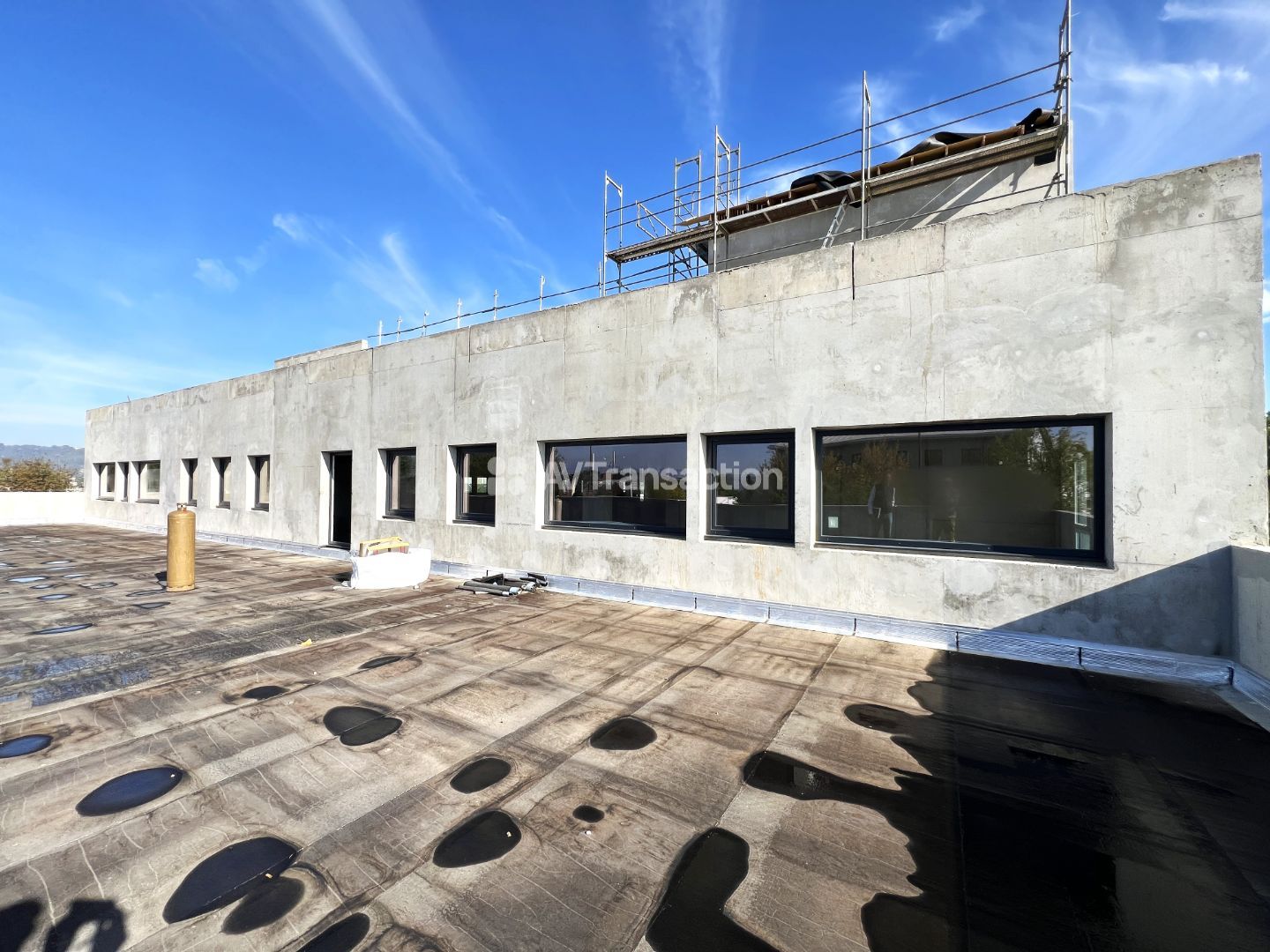 A  Vendre , Rouen ( 76100 ) , Bureaux ( immeuble neuf )  8750 m2