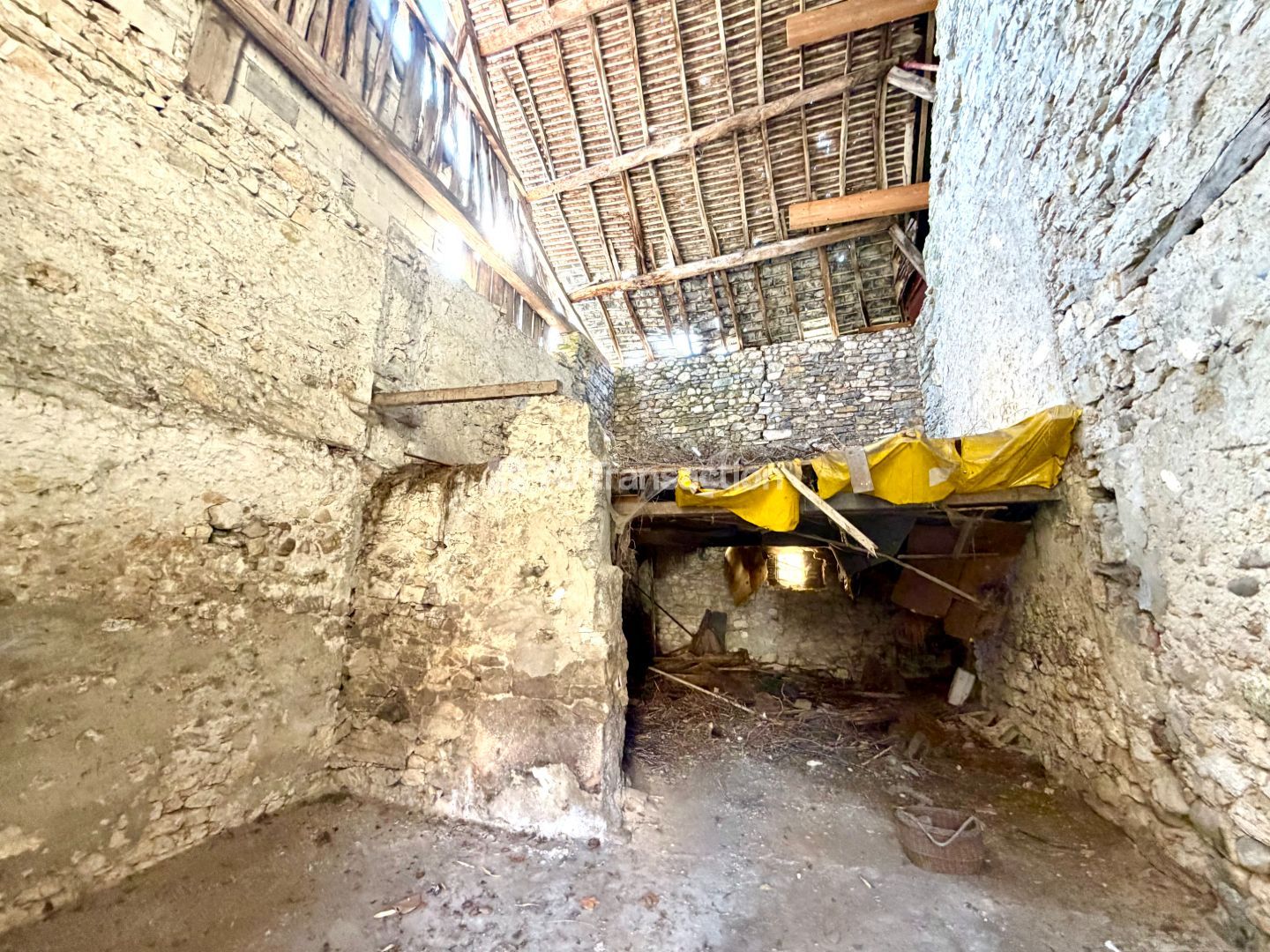 Corps de ferme à vendre  - 2 pièce(s) - 150m2 - Arboys En Bugey (01300)